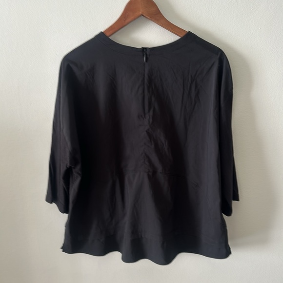 Lululemon Love to Layer Shirt 8 Black - Picture 8 of 8